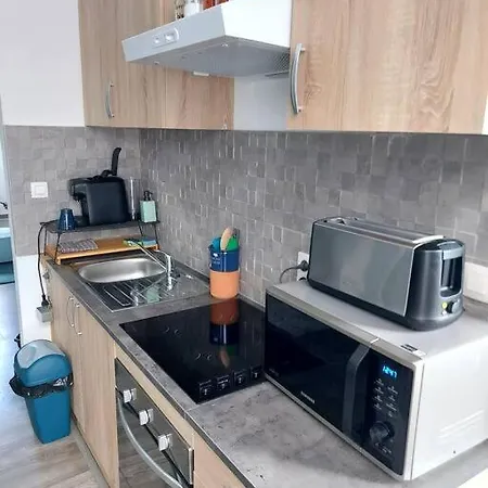 Dodo 3 Hyper Centre Apartman *